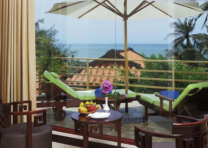 Takalau & Khu nghỉ mát