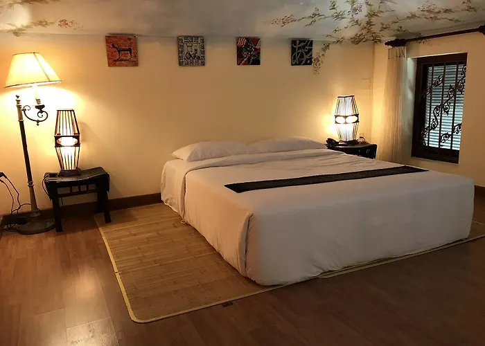 Takalau & Khu nghỉ mát 4*