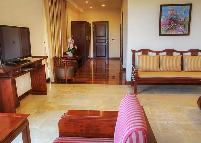 Takalau & Khu nghỉ mát Phan Thiết